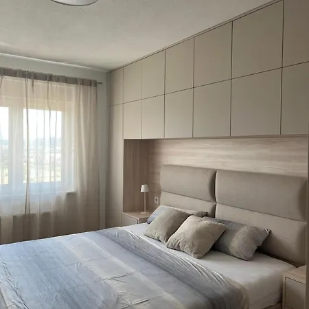 Apartman Lumon *